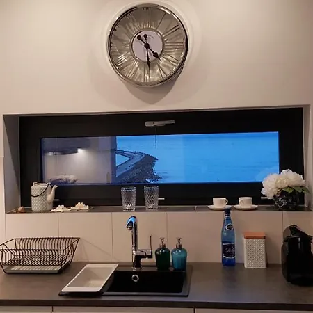 Daire Morski Przy Latarni