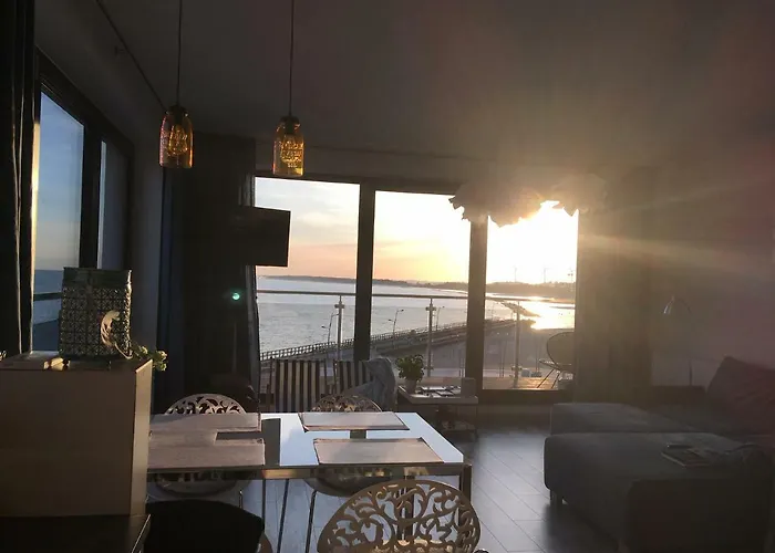 Morski Przy Latarni Apartamento Darlowko